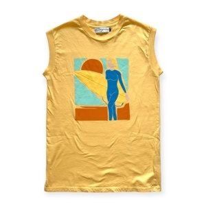 GIRL DANGEROUS Surfer Girl Muscle Tee Yellow Size Large-Juniors (EUC) *worn once